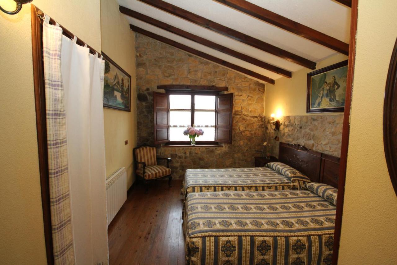 La Llosa Country house